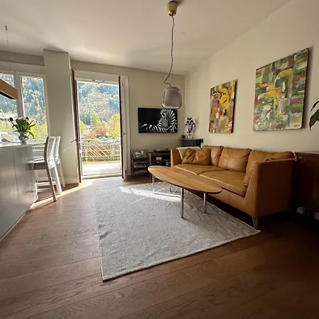 70sqm In Heart Of 아파트 *